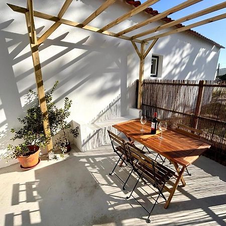 Pine & Apple Beach House Colares Kültér fotó