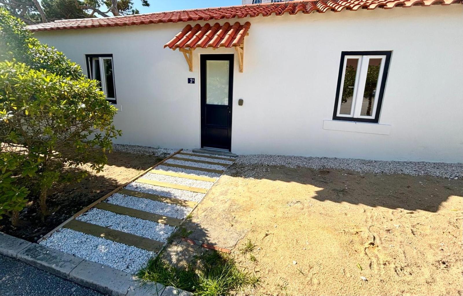 Pine & Apple Beach House Colares Kültér fotó